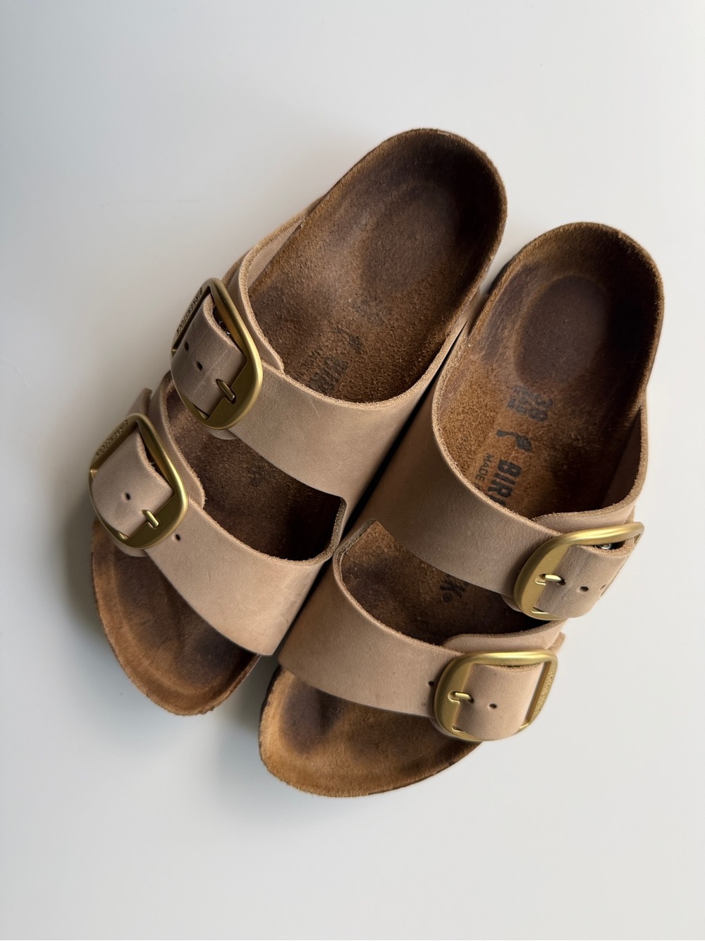 Birkenstock Arizona Big Buckle Sandals - Sandcastle nubuk leather sz 38